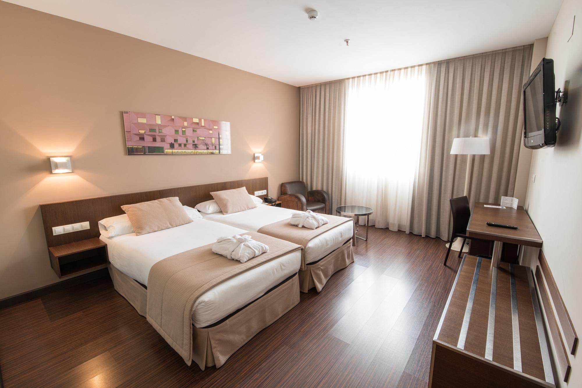 Arva Abad San Antonio Hotel Leon Bagian luar foto