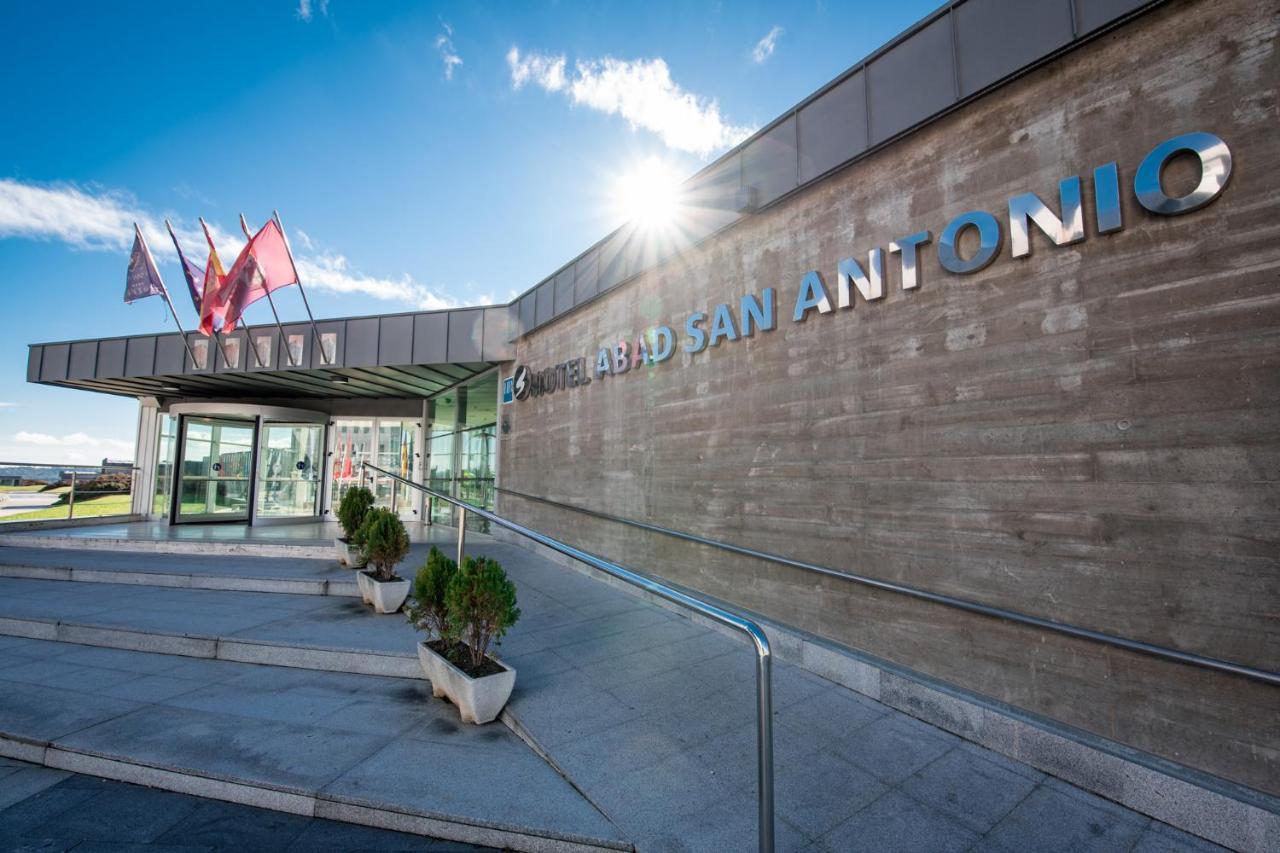 Arva Abad San Antonio Hotel Leon Bagian luar foto